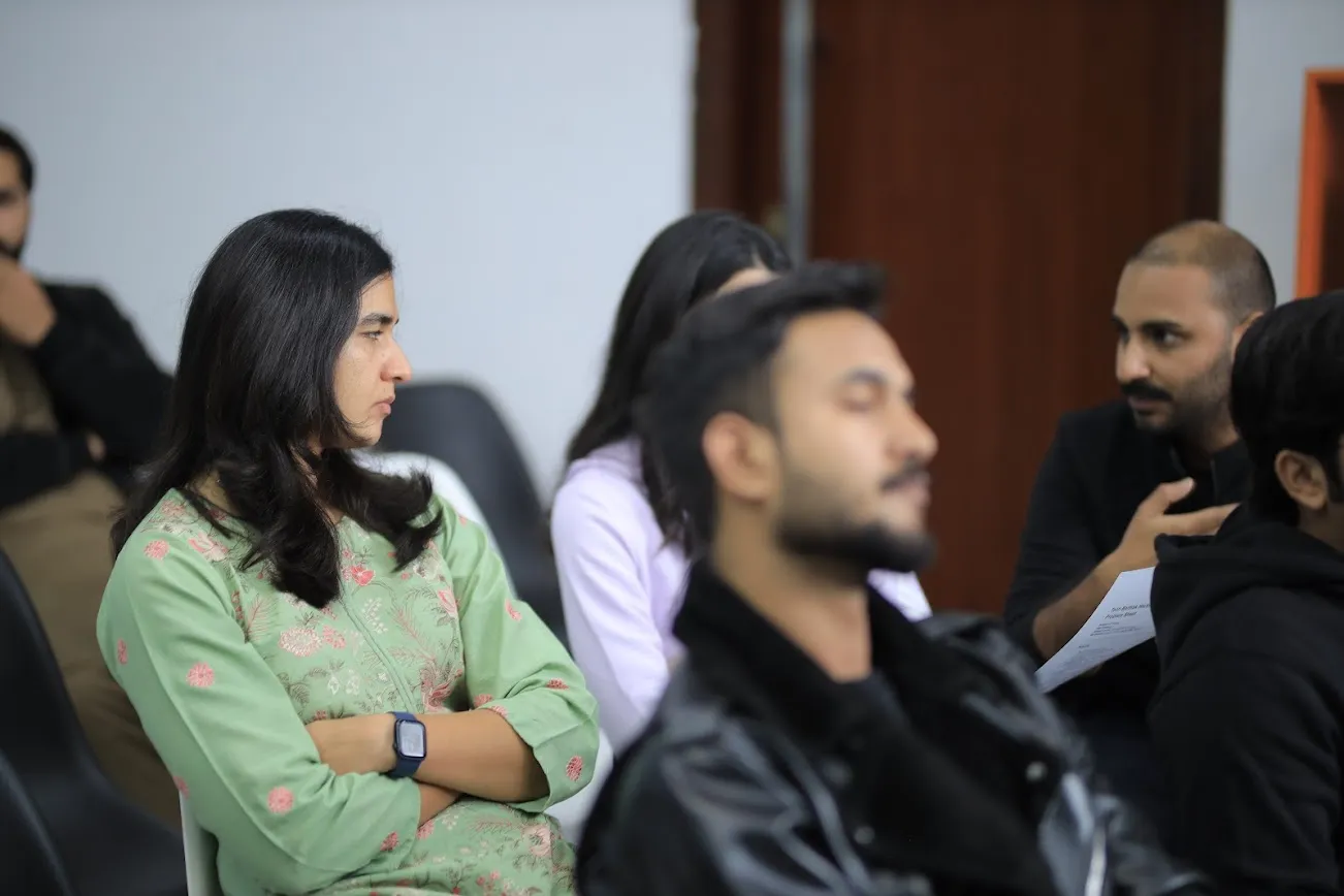 10b8muFF77hHCwJVsjZavt2CxWuxS4fLb=w1920-h868-iv1